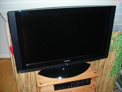 40 Zoll Samsung LCD TV Fernseher LE40S62B