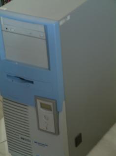 Verschiedene AT u ATX Computer.- sowie Servergehäuse