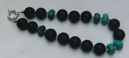 Edelsteinkette mit Lava, Türkis und Perlen