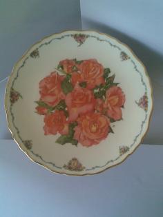 Royal Albert Elizabeth of Glamis Plate by Sara Schofield Queen Mother Fav Flower