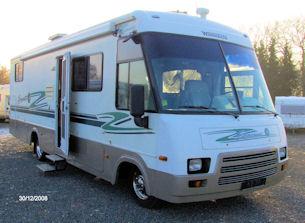 Winnebago Suncruiser,Teilintegrierter  Bj-2000