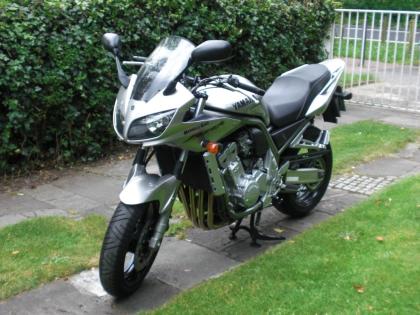 Günstig-Yamaha FZS 1000 Fazer