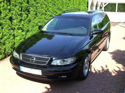 OPEL Omega Kombi 2,2, 16 V Elegance mit Navi,Automatik,Bose,Xenon