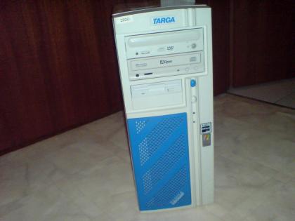 Biete hier ein Intel Celeron Rechner an