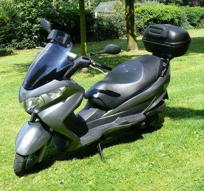 Suzuki UH200 inkl. TomTom Rider2