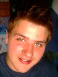 Sänger (15) sucht Band in Zweibrücken und Umland