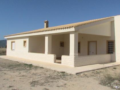 Modernes rustikales Haus in Spanien 