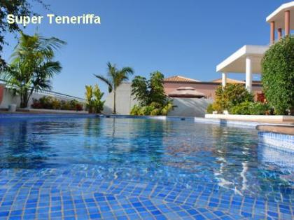 Teneriffa Urlaub- Ferienhaus Palazzo mit Pool