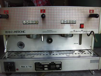 Espressomaschine San Marco 85 16 2 Metronic ( 2 Gruppen) - Gastronomiegerät