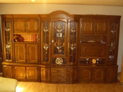 Wohnzimmerschrank 