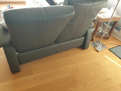 Fernseher günstig abzugeben.
