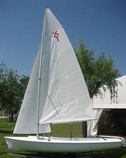 Segelboot Ixylon FAMILY Segeljolle