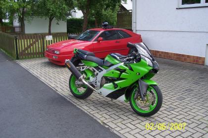 KAWASAKI ZX - 6 R Ninja