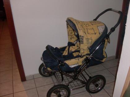 Schöner Kombikinderwagen Blau/ Gelb