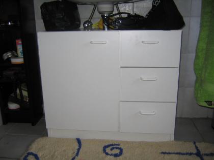 Badezimmerschrank