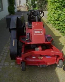 Rasenmäher TORO, Modell Groundsmaster 118 mit Grasfangsystem