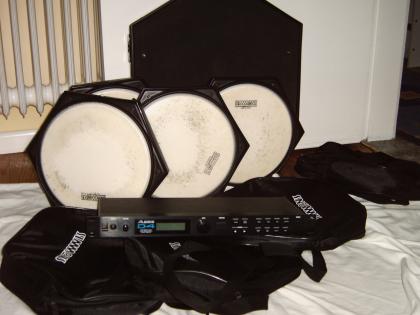 E Drum Simmons Alesis D4 Soundmodul