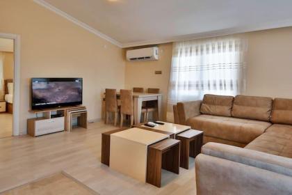 TOP Ferienwohnung-2 im Zentrum von Antalya/ Lara Türkei