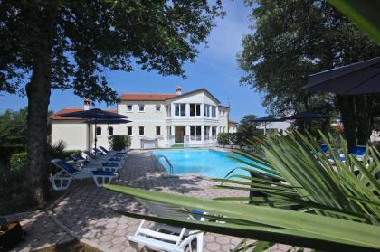 Villa Mala, Porec, Urlaub in Istrien, Übernachtung inkl Frühstücksbüffet