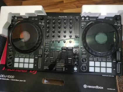 Pioneer DDJ-SX3 Controller = 550 EUR, Pioneer DDJ-1000 Controller = 550EUR, Pion