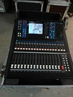 Yamaha LS 9 16 Digitalmixer Top Zustand 