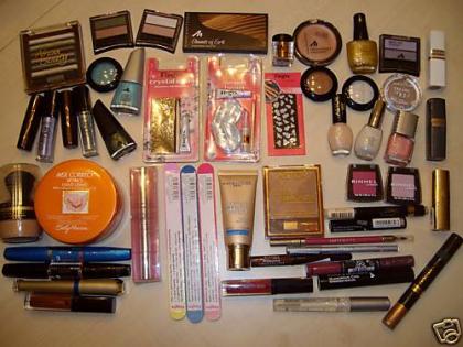 Kosmetik Pakete essence, Astor, Catrice, Manhattan, MaxFactor...