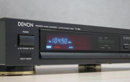 Denon Stereo Tuner TU 560 schwarz  -   40 Euro