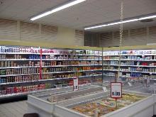 Gebrauchte Ladeneinrichtungen aller Art 
