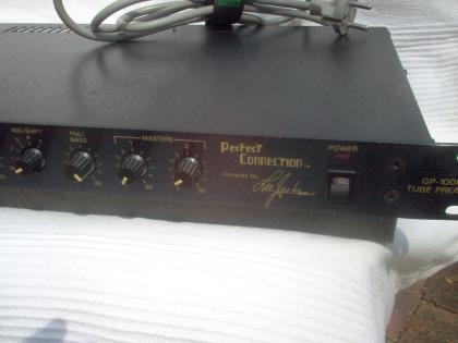 Perfect Connection GP-1000 by Lee Jackson