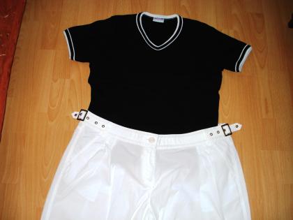 T-Shirt mit 1 Shorts