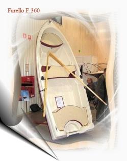 Neuboot Farello F 360 / Standort Nähe Berlin