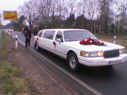 Stretchlimousine mieten für Hochzeiten, Jubiläum, Kindergeburtstag, Party bei St