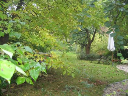 3 Zimmer Altbauwohnung mit Balkon und Garten in Berlin-Nikolassee.