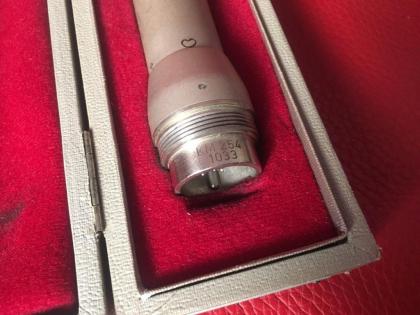 Neumann KM254 Studiomikrofon mit Telefunken AC701 Tube