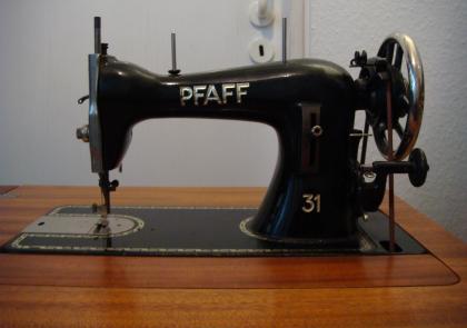 Pfaff Schranknähmaschine Nummer 31