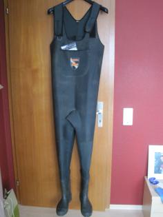 Neopren Wathose Gr.40/41 bei ebay zu ersteigern - 1xgetragen