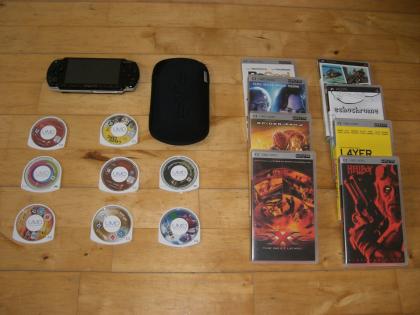 Sony PSP Slim & Lite2021 + 2 Spiele + 2 Filme + 2 GB Memory Card