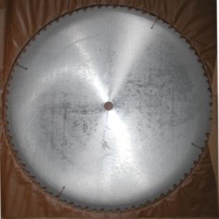 Hartmetallbestücktes Kreissägeblatt 700 mm
