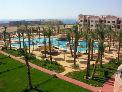 Luxurioeses 4-Zimmer Appartment mit privatem Garten in Sahl Hasheesh