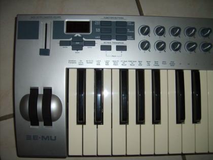 E-MU Xboard 61  EMU Xboard61  USB / MIDI Master- und Controller-Keyboard 