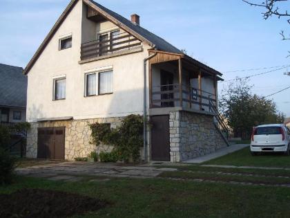 Einfamilienhaus im schönen Bakonygebirge in Ungarn zu verkaufen