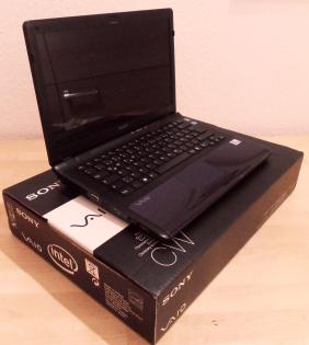 Sony VAIO VPC-CW1S1 - 1 Woche alt, unbenutzt + mit Kassenbon!