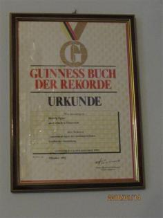 RIESENSAMMLUNG EIERBECHER
