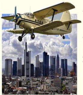 Nostalgie Rundflug über die Skyline von Frankfurt im größten Doppeldecker der We