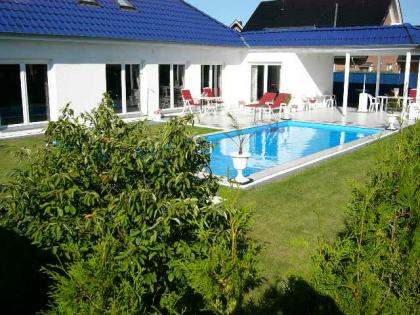 )))))))))) TOP HAUS mit SWIMMINGPOOL bei BASSUM in Niederschsen ((((((((((