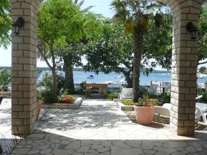 Ferienwohnungen u. Apartments auf der Insel Rab - Kroatien
