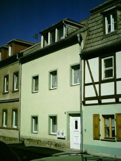 Biete Stadthaus ca.40km nach Leipzig zum Tausch oder Verkauf an.