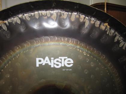 Gong Paiste 32 '' mit Ständer und Schlägel