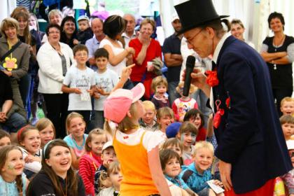 Clown für alle-kindershow-zirkus-spiel und spass-zauberei und mehr