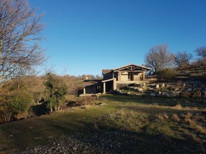 320 m² Natursteinhaus mit Olivenhain und Stallungen Toskana Cana